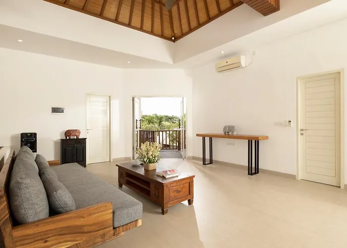 Villa Christie By Nakula Seminyak 