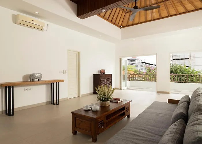 Villa Christie By Nakula Seminyak 